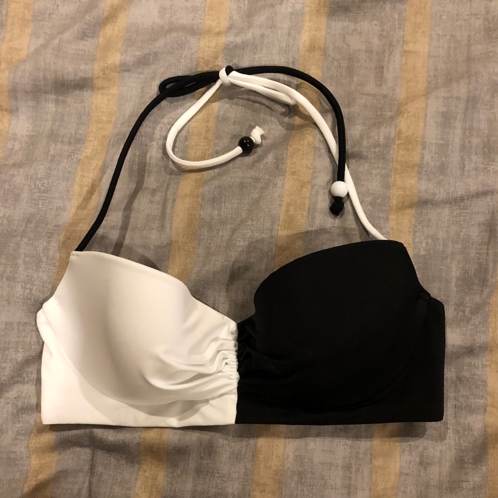Black & White bandeau bikini top